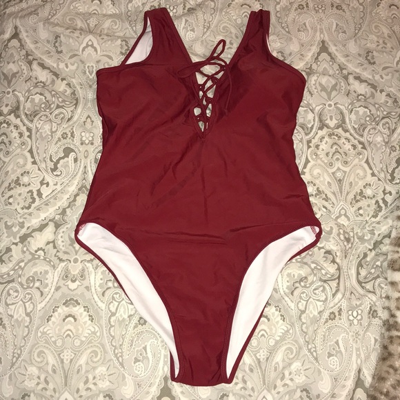 Cupshe One Piece Bathing Suite - Picture 1 of 4